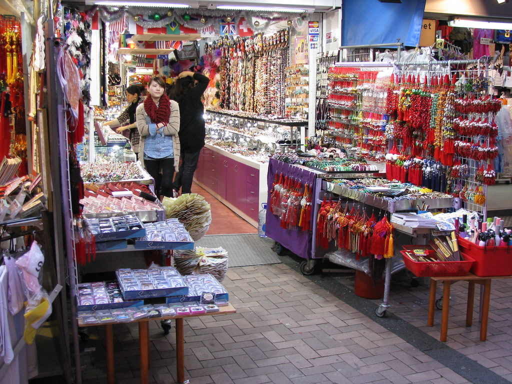 Car Street Market in Hong Kong