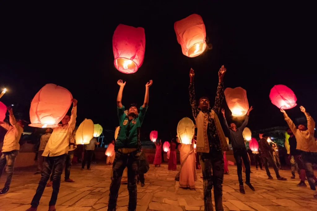Quick Facts About Yi Peng Lantern Festival in Thailand